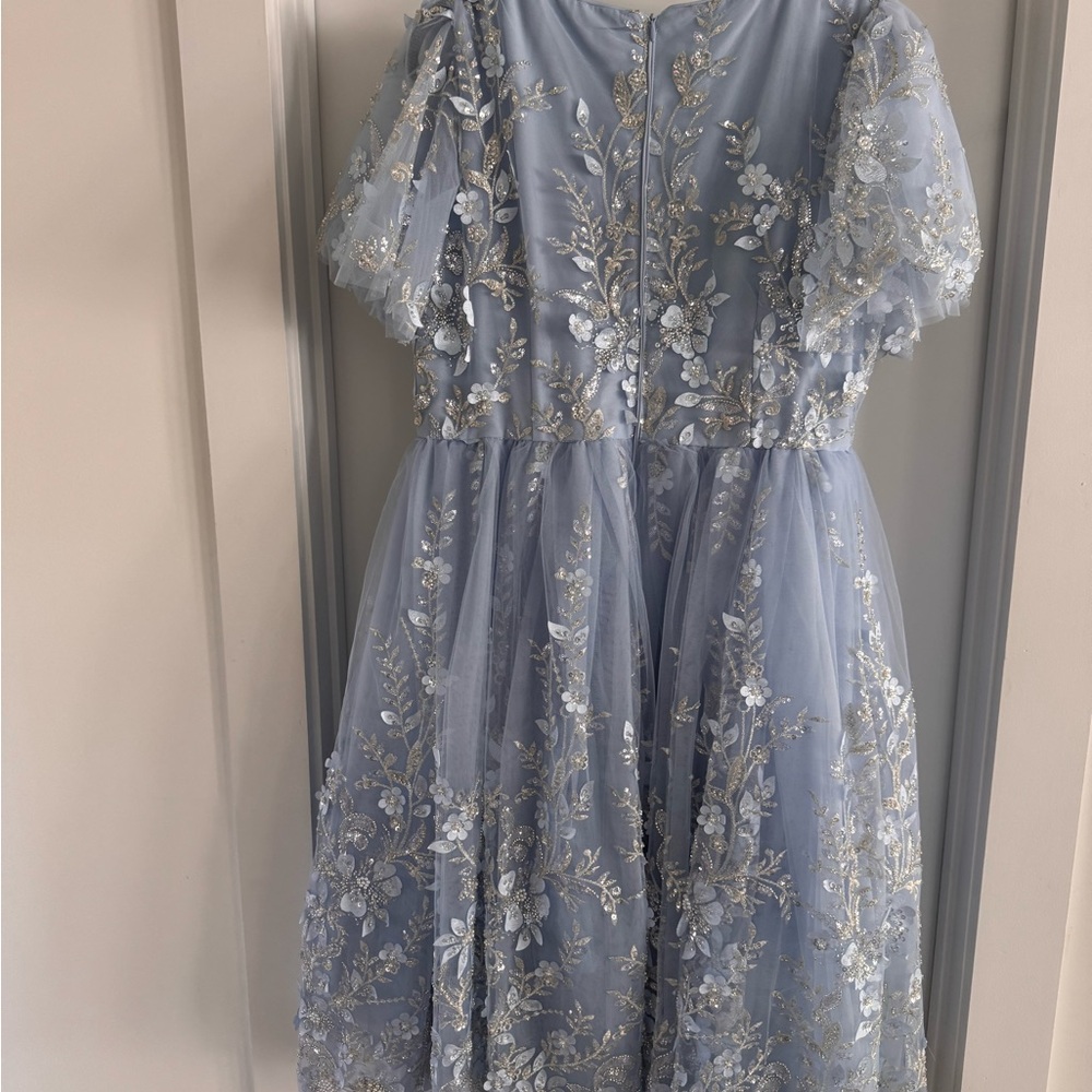 Elegant Blue Floral JessaKae Dress - Picture 2 of 10